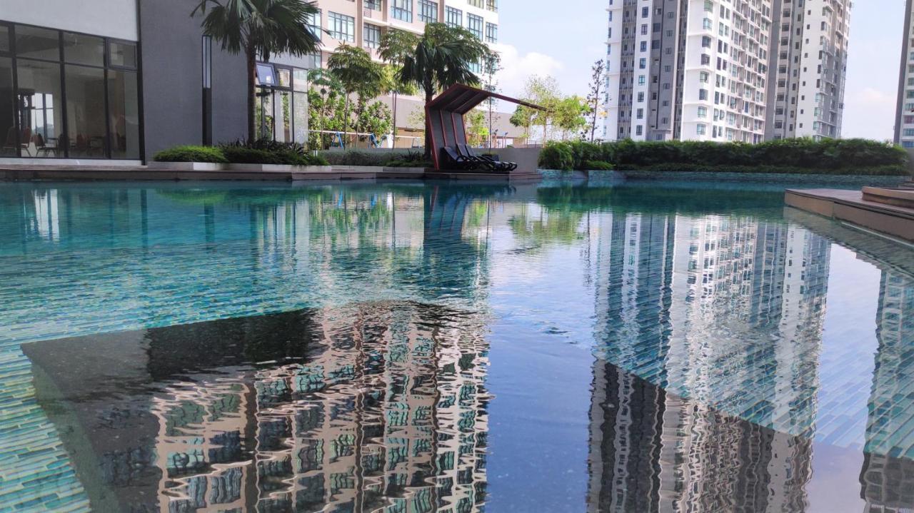 Conezion Luxury 3Br For 7Pax @Ioi Resort Putrajaya Buitenkant foto